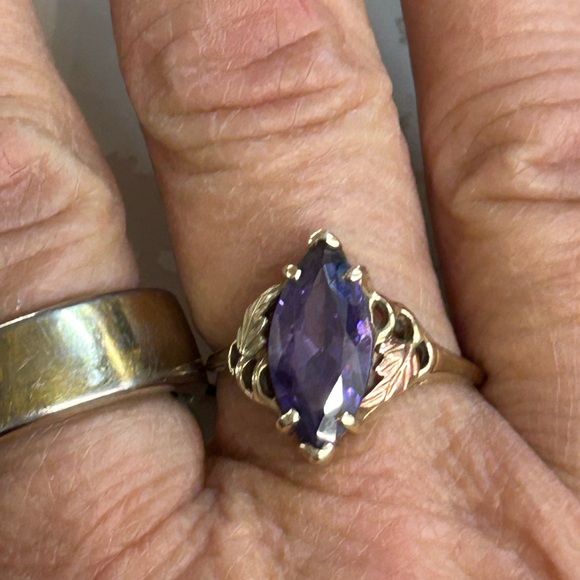 482821 10k yg tourmaline Gemstone Ring - Picture 2 of 3